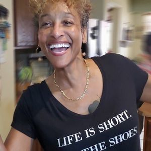 Meet your Posher, Devena